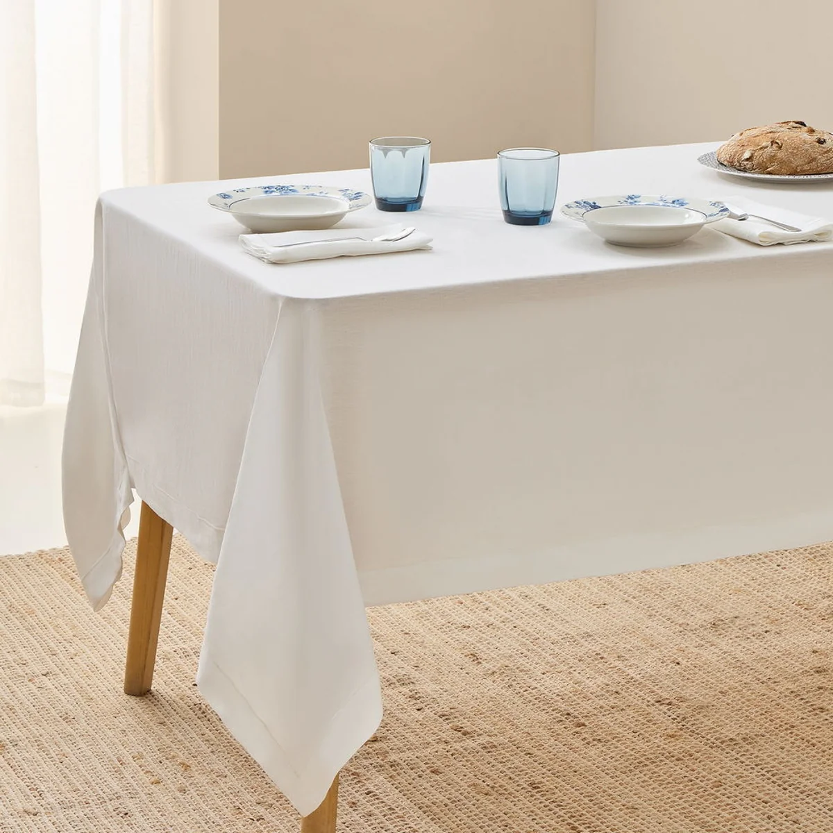 Mantel de lino natural con festón bordado Lin