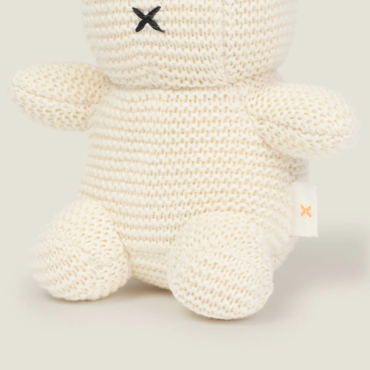 Muñeco de algodón orgánico tricot conejito Cuquis - Image 3