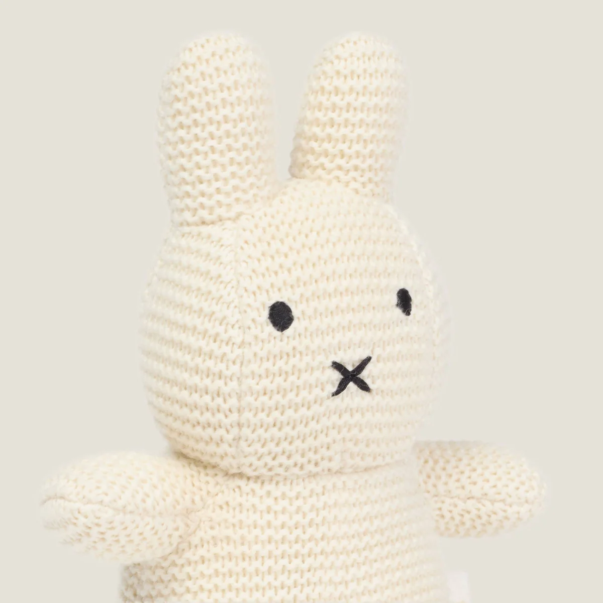 Muñeco de algodón orgánico tricot conejito Cuquis - Image 4