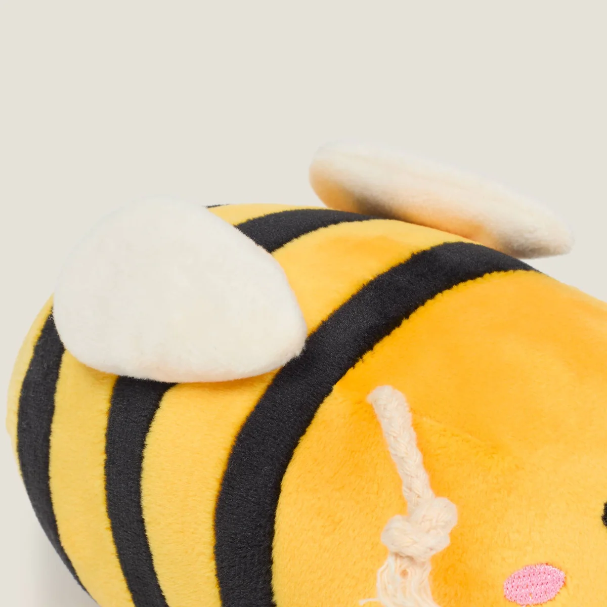 Peluche abeja bordado Jabir - Image 3