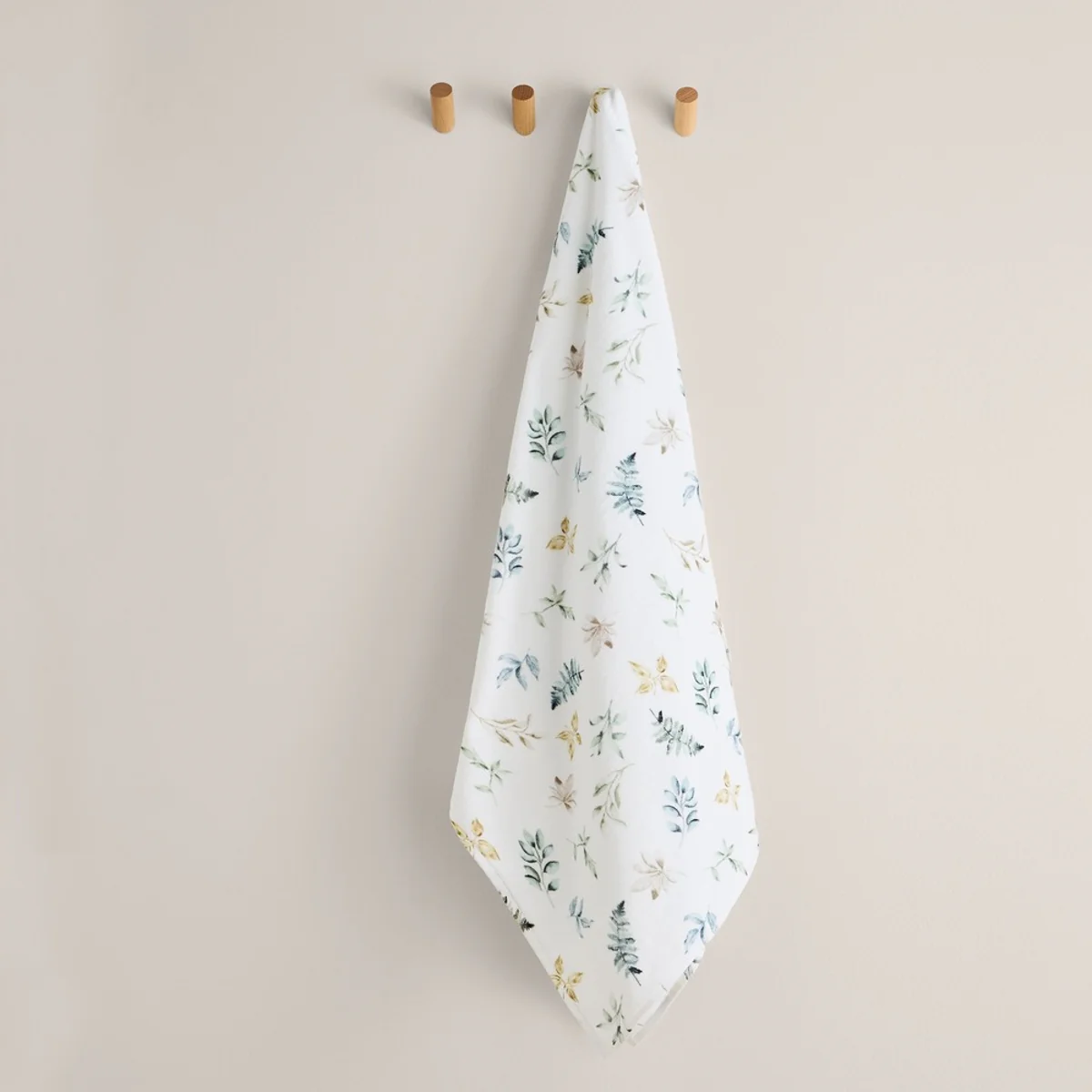 Toalla de baño algodón estampado hojas Foloto