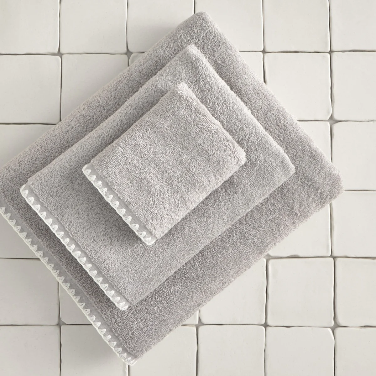 Toalla de baño algodón pespunte decorativo Unimax