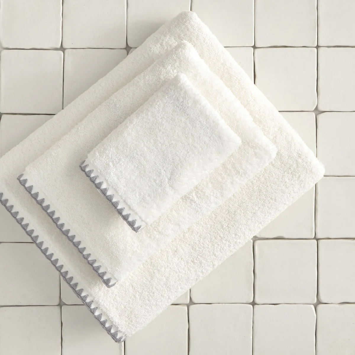 Toalla de baño algodón pespunte decorativo Unimax