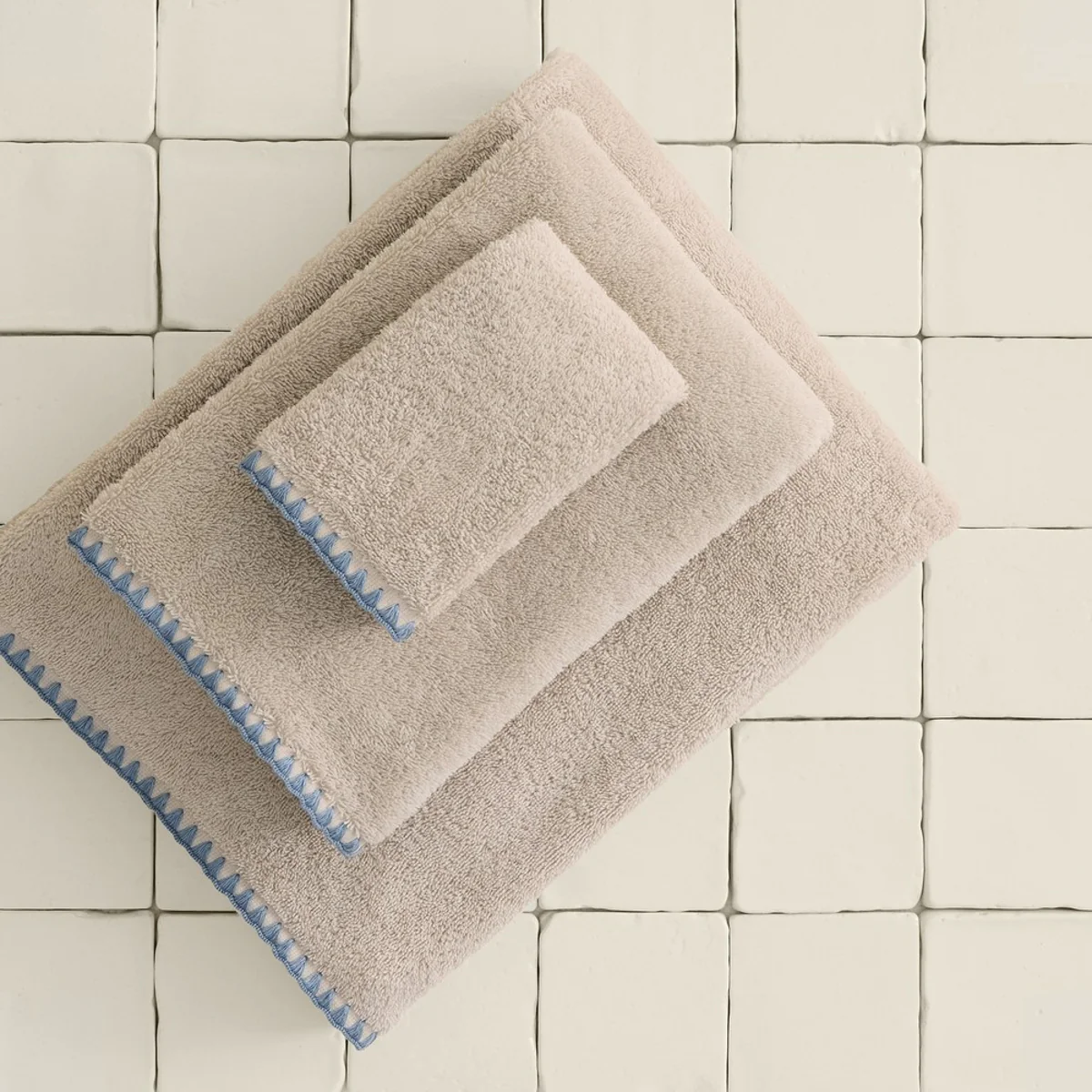 Toalla de baño algodón pespunte decorativo Unimax