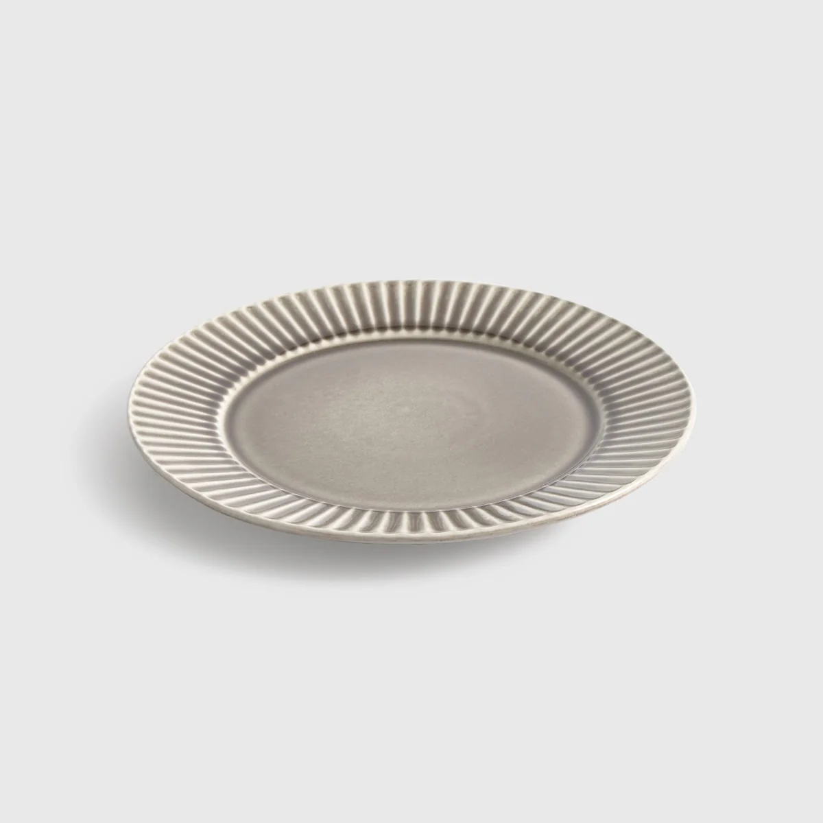 Plato llano 27cm diseño acanalado Pleatg
